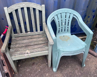 6137