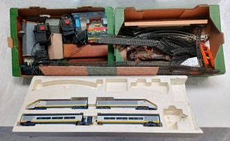 4302