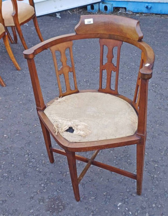 5372